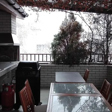 Ajax Boutique منتجع