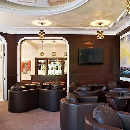 Ajax Boutique 3* София