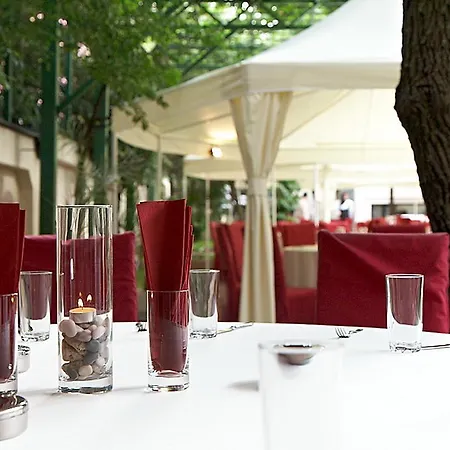 Ajax Boutique Resort 3*